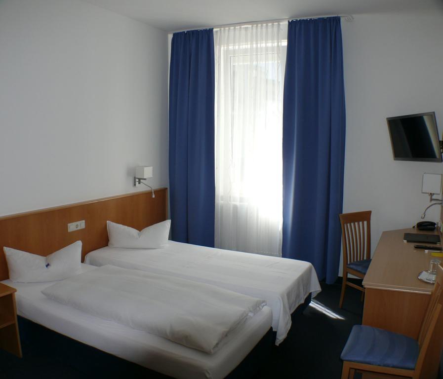 Hotel Garni - Haus Gemmer Coburg Værelse billede